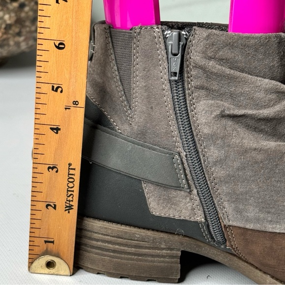 Earth Origins Paige Stone Bootie Size 10 Moto Buckle Block Heel - Picture 9 of 14